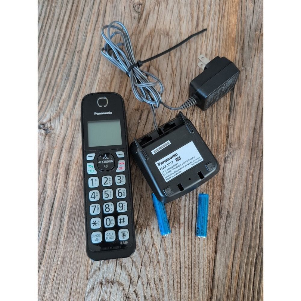 Panasonic KX-TGDA52 Black Cordless Handset w/ Charging Station Tested & Working - Picture 10 of 13
